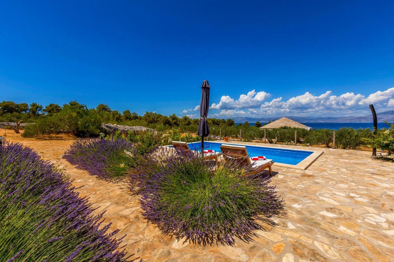 Magical Island Home Supetar Buitenkant foto