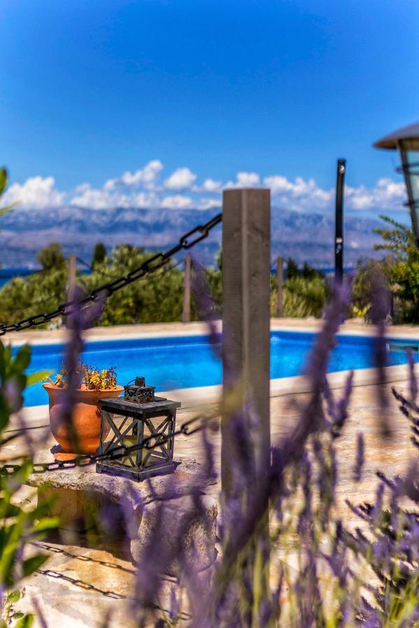Magical Island Home Supetar Buitenkant foto
